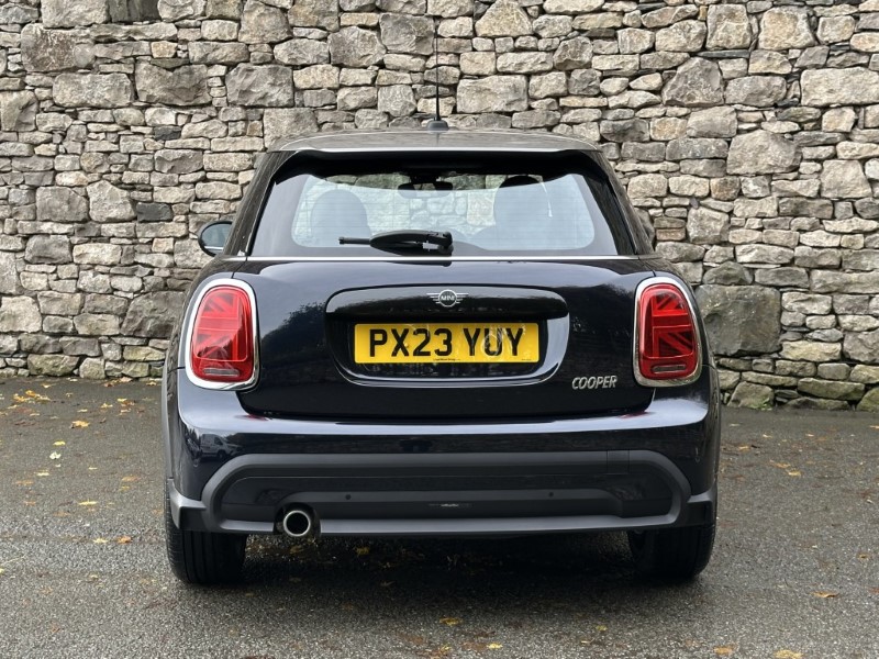 2023 (23) MINI HATCHBACK 1.5 Cooper Exclusive 5dr 4730289