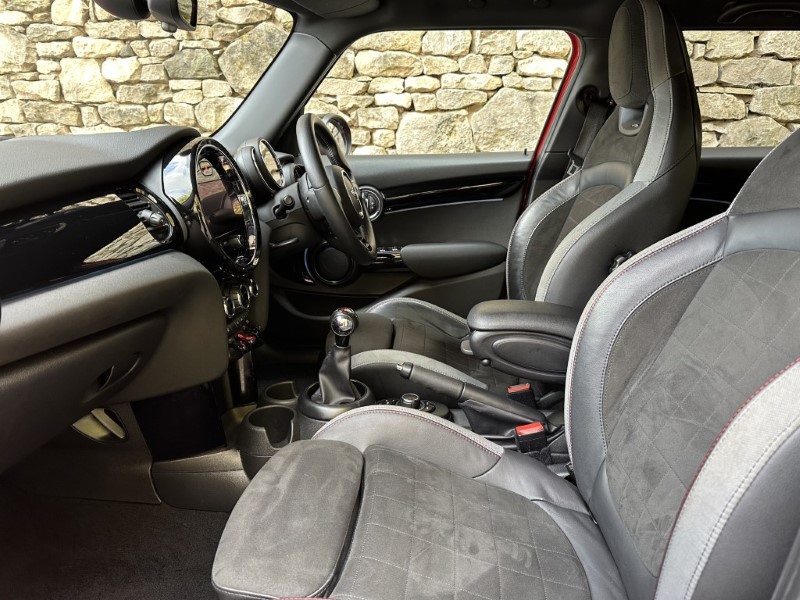 2022 (22) MINI HATCHBACK 1.5 Cooper Sport 5dr 4718019