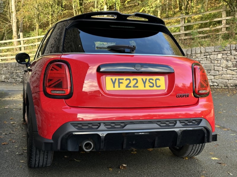 2022 (22) MINI HATCHBACK 1.5 Cooper Sport 5dr 4717987