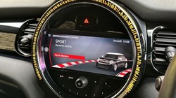 2022 (22) MINI HATCHBACK 1.5 Cooper Sport 5dr 4718037