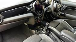 2022 (22) MINI HATCHBACK 1.5 Cooper Sport 5dr 4718017