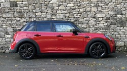 2022 (22) MINI HATCHBACK 1.5 Cooper Sport 5dr 4717986