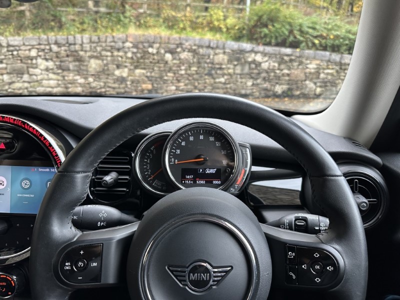 2022 (72) MINI HATCHBACK 1.5 Cooper Classic 3dr Auto 4751237