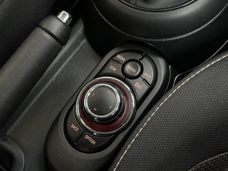 2022 (72) MINI HATCHBACK 1.5 Cooper Classic 3dr Auto 4751211