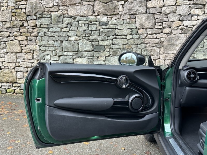 2022 (72) MINI HATCHBACK 1.5 Cooper Classic 3dr Auto 4751223