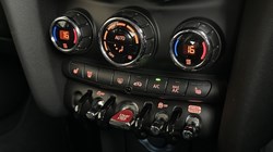 2022 (72) MINI HATCHBACK 1.5 Cooper Classic 3dr Auto 4751200
