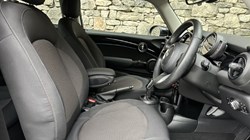 2022 (72) MINI HATCHBACK 1.5 Cooper Classic 3dr Auto 4751194