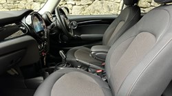 2022 (72) MINI HATCHBACK 1.5 Cooper Classic 3dr Auto 4751214