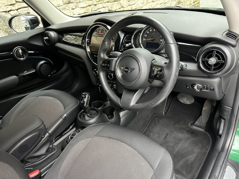 2022 (72) MINI HATCHBACK 1.5 Cooper Classic 3dr Auto 4751192