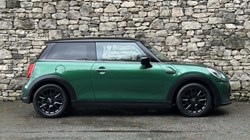2022 (72) MINI HATCHBACK 1.5 Cooper Classic 3dr Auto 4751191