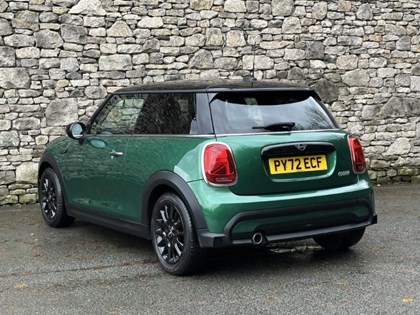 2022 (72) MINI HATCHBACK 1.5 Cooper Classic 3dr Auto
