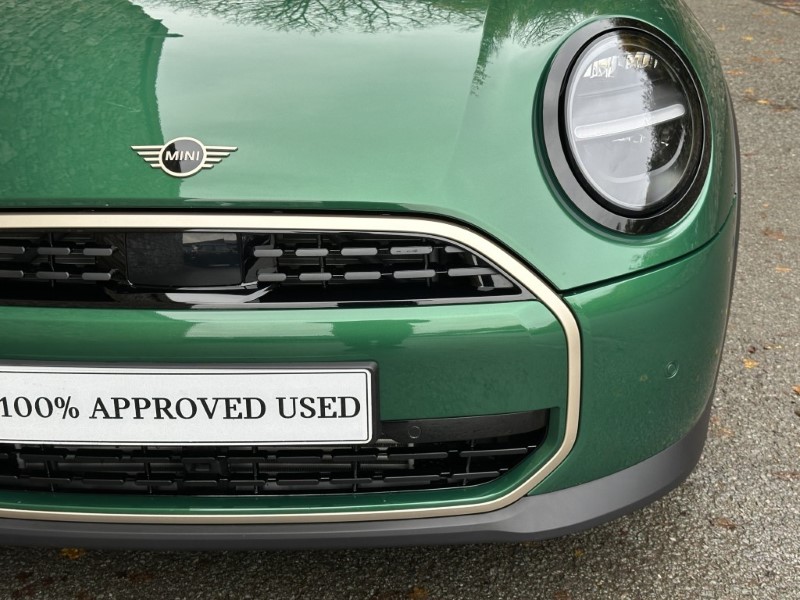 2025 (25) MINI COOPER 1.5 C Exclusive 3dr Auto 4725414