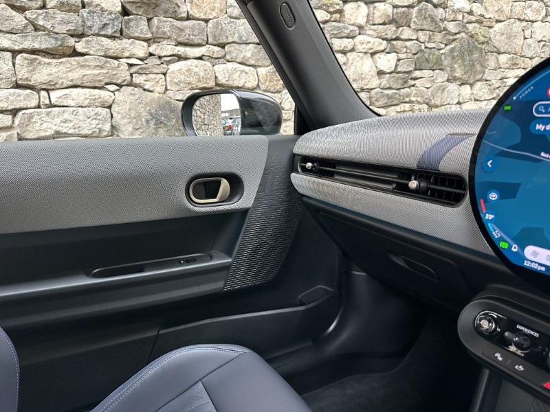 2025 (25) MINI COOPER 1.5 C Exclusive 3dr Auto 4725408