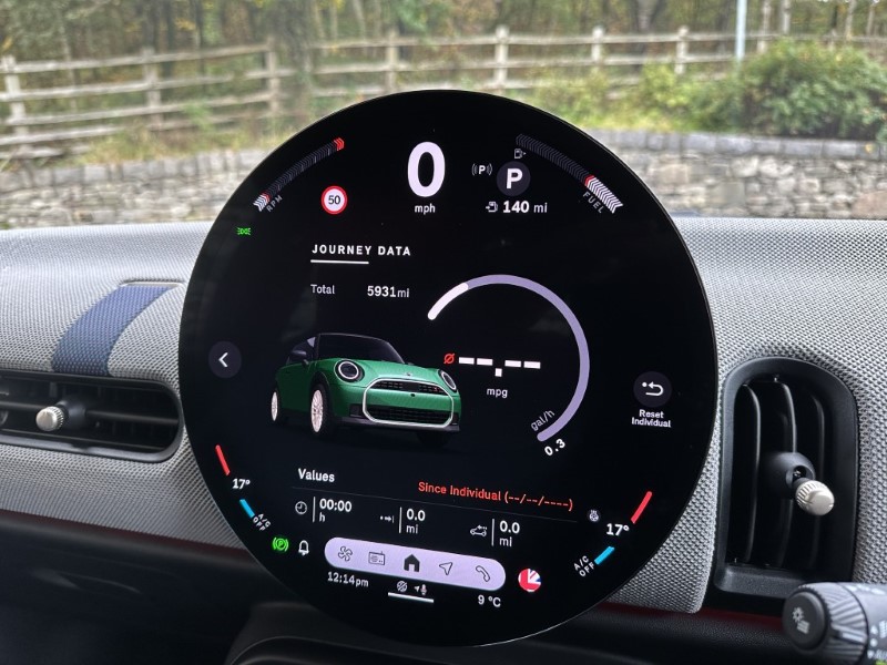 2025 (25) MINI COOPER 1.5 C Exclusive 3dr Auto 4725441