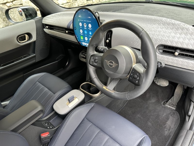 2025 (25) MINI COOPER 1.5 C Exclusive 3dr Auto 4725393