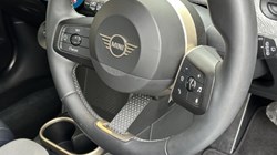 2025 (25) MINI COOPER 1.5 C Exclusive 3dr Auto 4725394