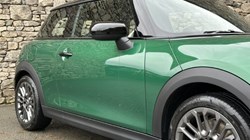 2025 (25) MINI COOPER 1.5 C Exclusive 3dr Auto 4725450