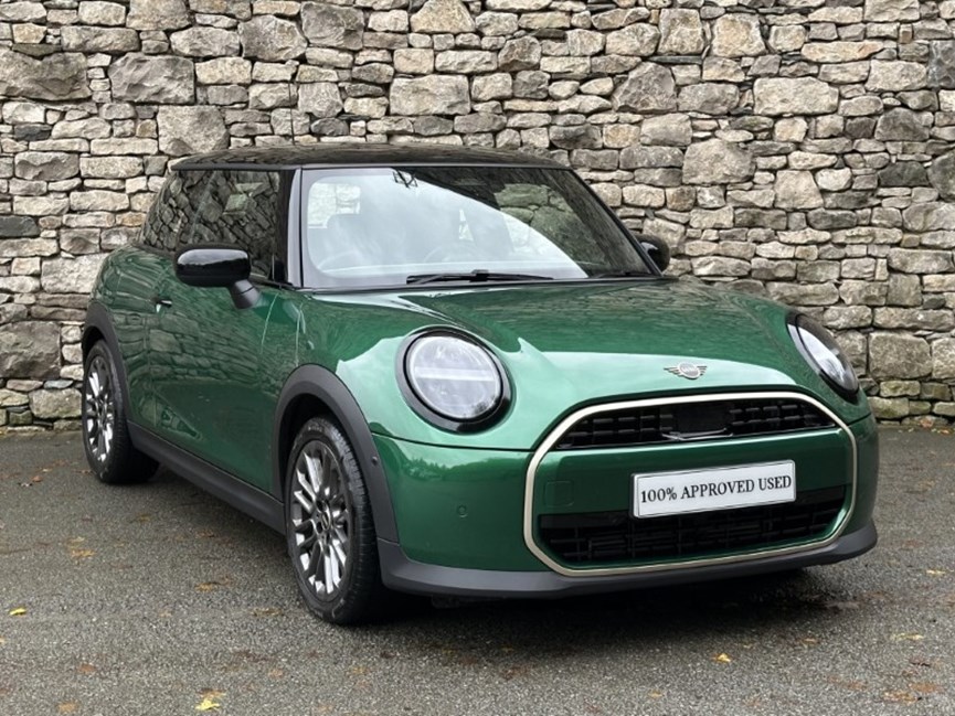 2025 (25) MINI COOPER 1.5 C Exclusive 3dr Auto