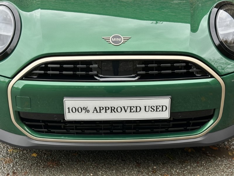 2025 (25) MINI COOPER 1.5 C Exclusive 3dr Auto 4725446