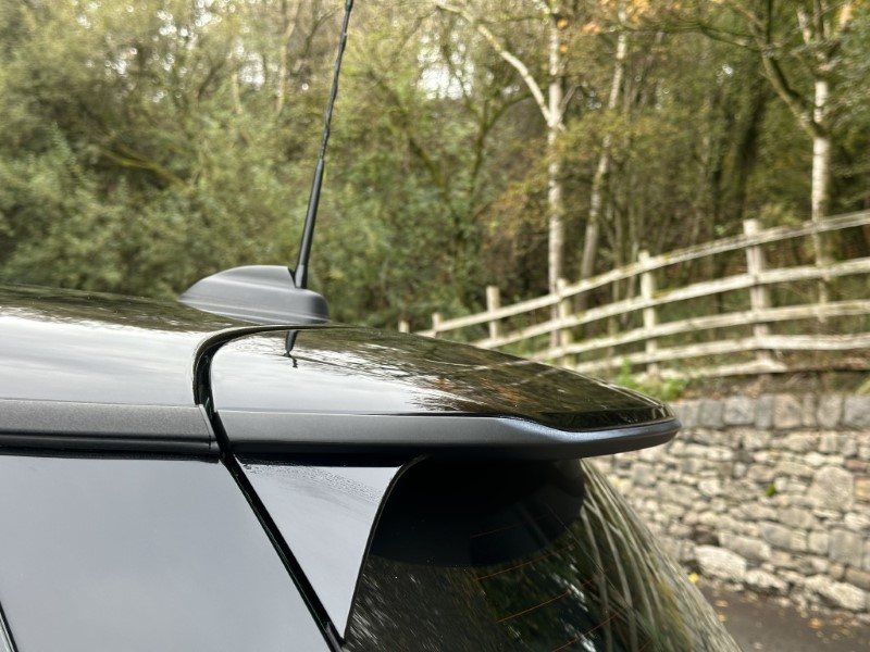 2025 (25) MINI COOPER 1.5 C Exclusive 3dr Auto 4725433