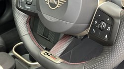 2025 (75) MINI COOPER 2.0 S Sport 3dr Auto 4778051