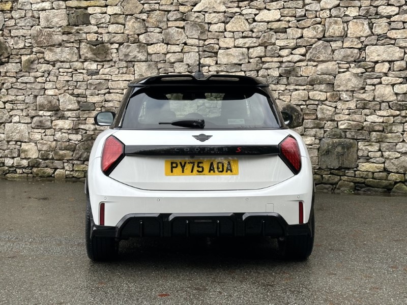 2025 (75) MINI COOPER 2.0 S Sport 3dr Auto 4778083