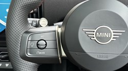 2025 (75) MINI COOPER 2.0 S Sport 3dr Auto 4753464