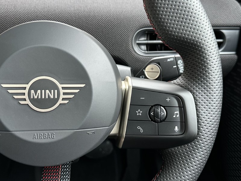 2025 (75) MINI COOPER 2.0 S Sport 3dr Auto 4753465