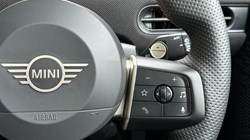 2025 (75) MINI COOPER 2.0 S Sport 3dr Auto 4753465