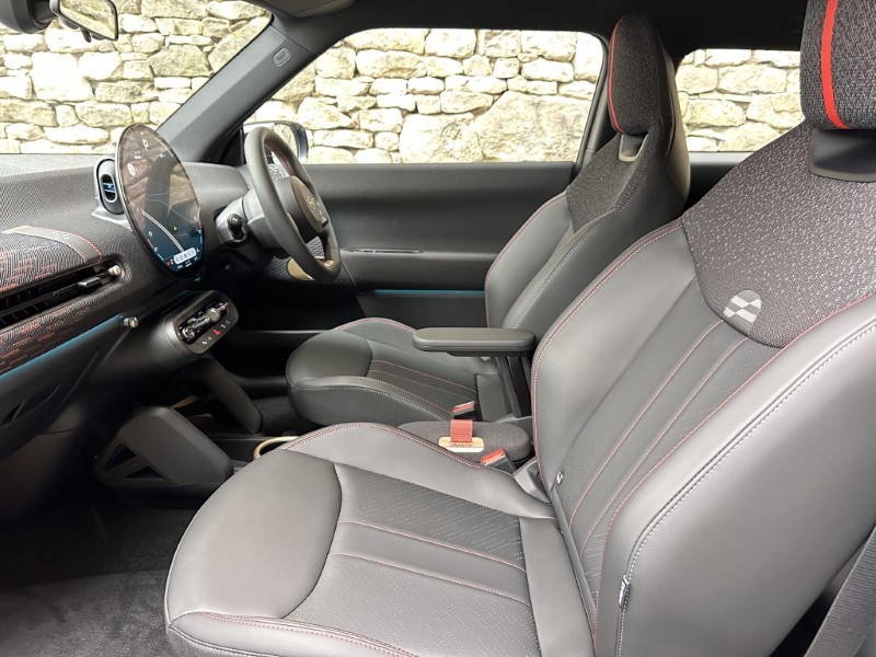 2025 (75) MINI COOPER E Sport  4740484