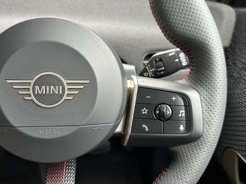 2025 (75) MINI COOPER E Sport  4740476