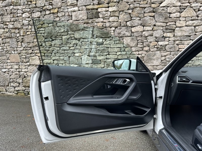 2022 (22) BMW 2 SERIES 220i M Sport 2dr Coupe 4779004