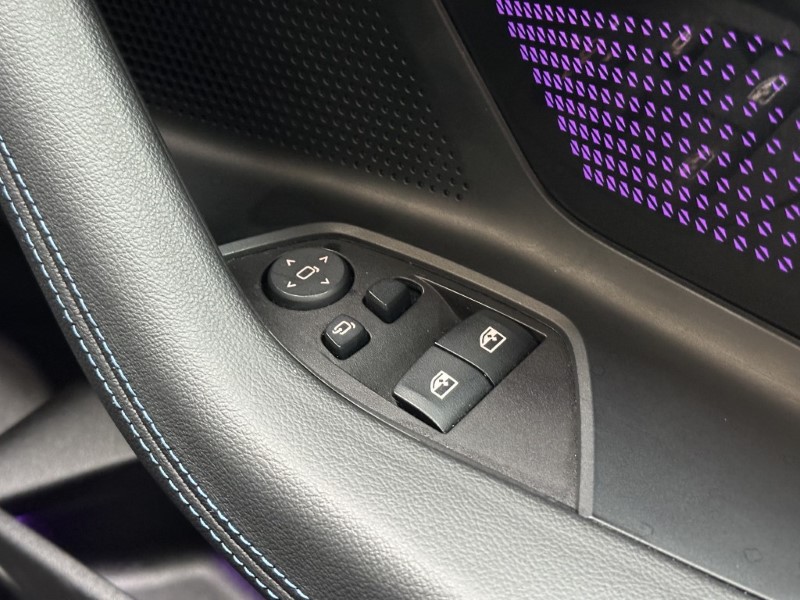 2022 (22) BMW 2 SERIES 220i M Sport 2dr Coupe 4778985