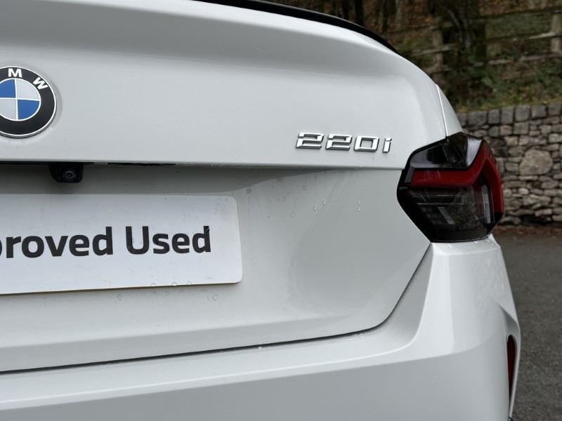 2022 (22) BMW 2 SERIES 220i M Sport 2dr Coupe 4778970