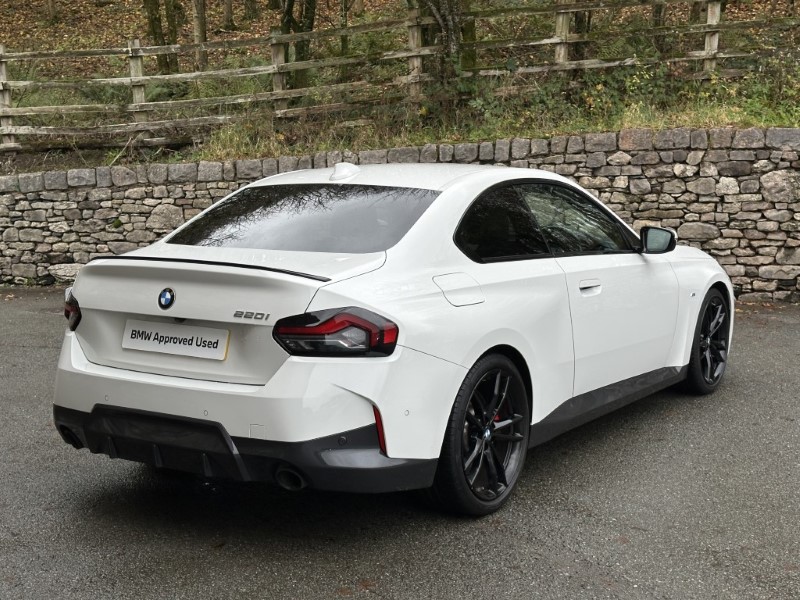 2022 (22) BMW 2 SERIES 220i M Sport 2dr Coupe 4779032