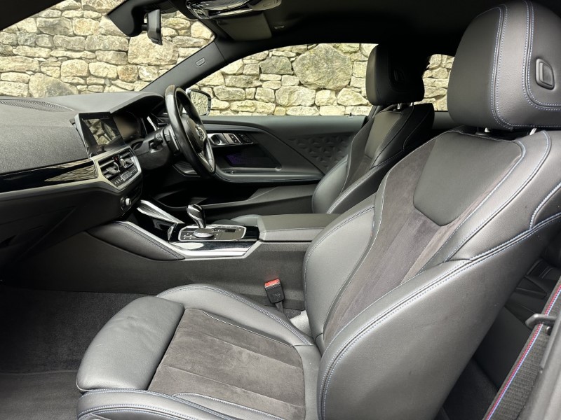 2022 (22) BMW 2 SERIES 220i M Sport 2dr Coupe 4778997