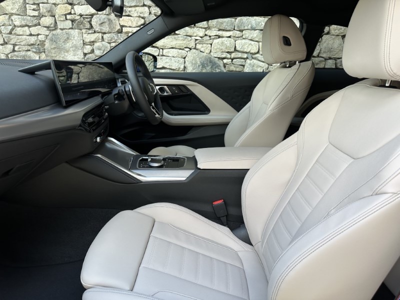 2025 (75) BMW 2 SERIES 220i M Sport 2dr Step Auto 4739360