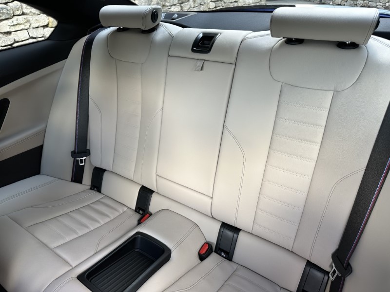 2025 (75) BMW 2 SERIES 220i M Sport 2dr Step Auto 4739361