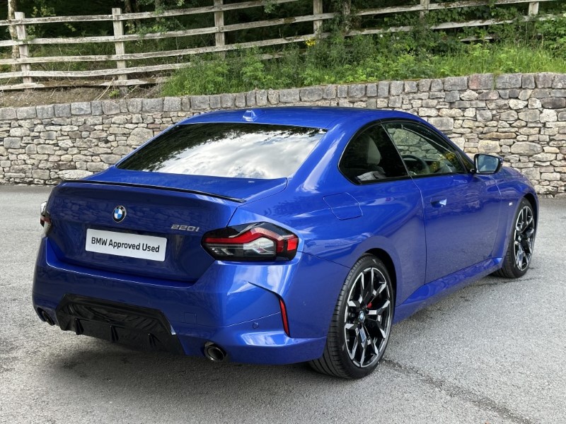 2025 (75) BMW 2 SERIES 220i M Sport 2dr Step Auto 4739396