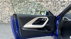 2025 (75) BMW 2 SERIES 220i M Sport 2dr Step Auto 4739372