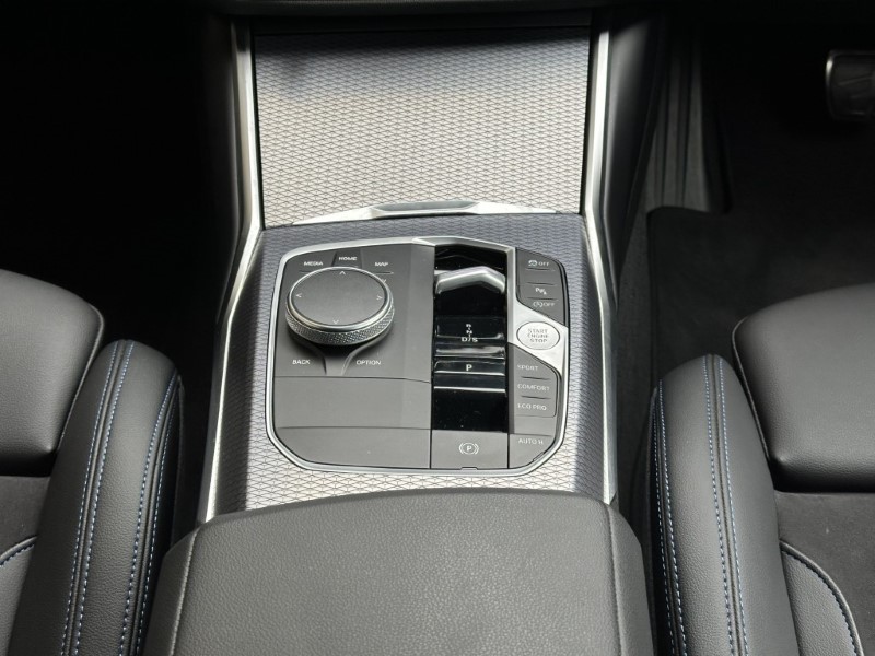 2023 (73) BMW 3 SERIES 320i M Sport 4dr Saloon 4768324