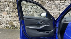 2023 (73) BMW 3 SERIES 320i M Sport 4dr Saloon 4768355