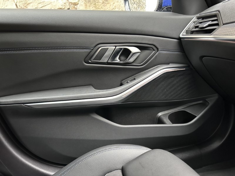 2023 (73) BMW 3 SERIES 320i M Sport 4dr Saloon 4768332