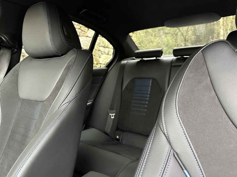 2023 (73) BMW 3 SERIES 320i M Sport 4dr Saloon 4768349