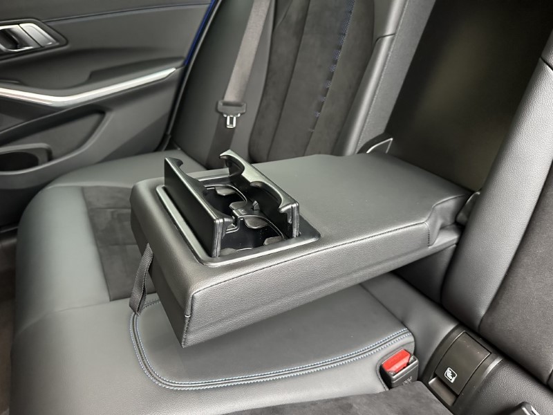 2023 (73) BMW 3 SERIES 320i M Sport 4dr Saloon 4768360