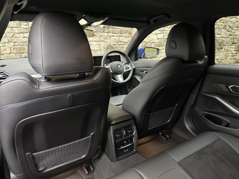 2023 (73) BMW 3 SERIES 320i M Sport 4dr Saloon 4768358