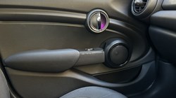 2019 (69) MINI HATCHBACK 1.5 Cooper Classic II 5dr 4783822