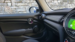 2019 (69) MINI HATCHBACK 1.5 Cooper Classic II 5dr 4783821