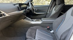 2025 (25) BMW 3 SERIES 320i M Sport 4dr Saloon 4805526