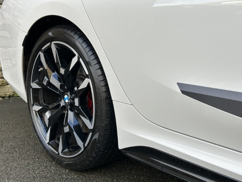 2025 (25) BMW 3 SERIES 320i M Sport 4dr Saloon 4805560